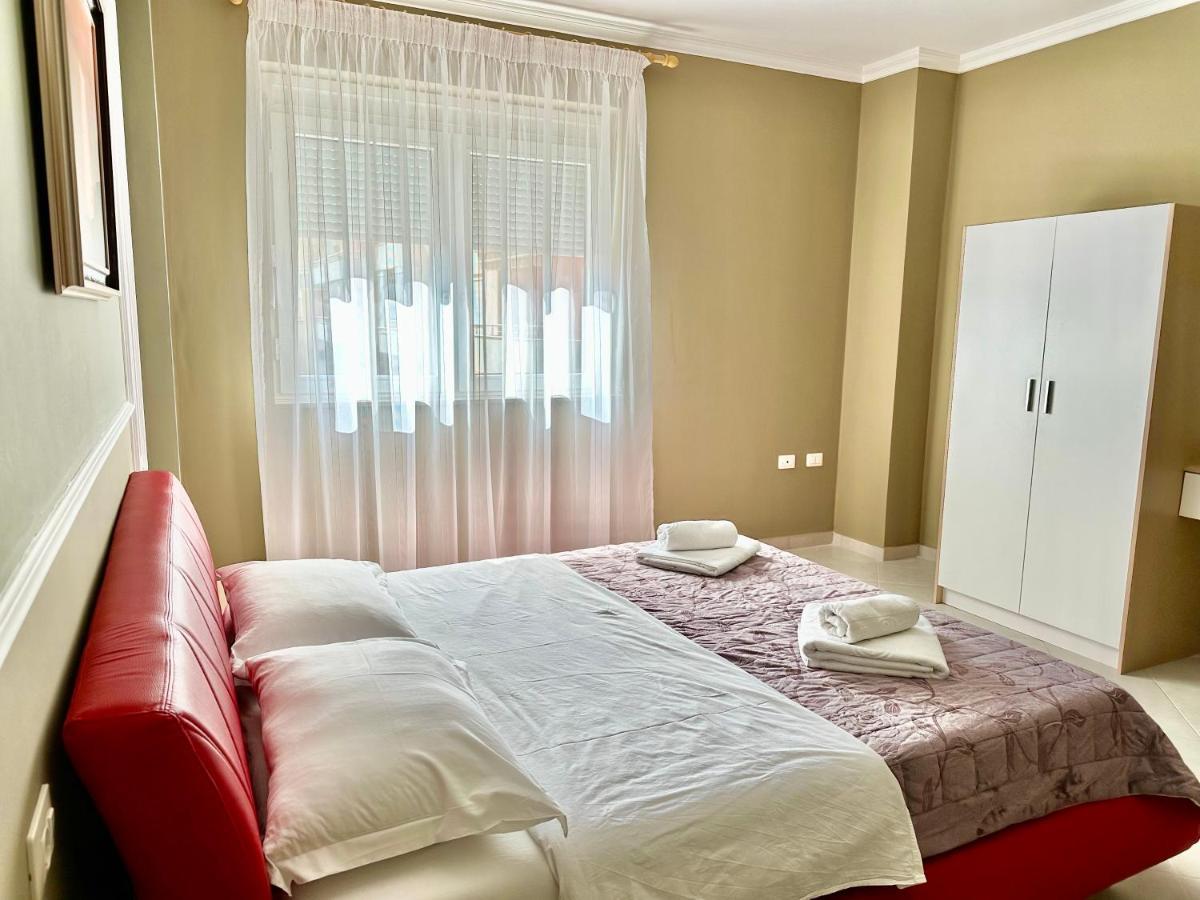 Family Suite Residence Vlorë Екстериор снимка
