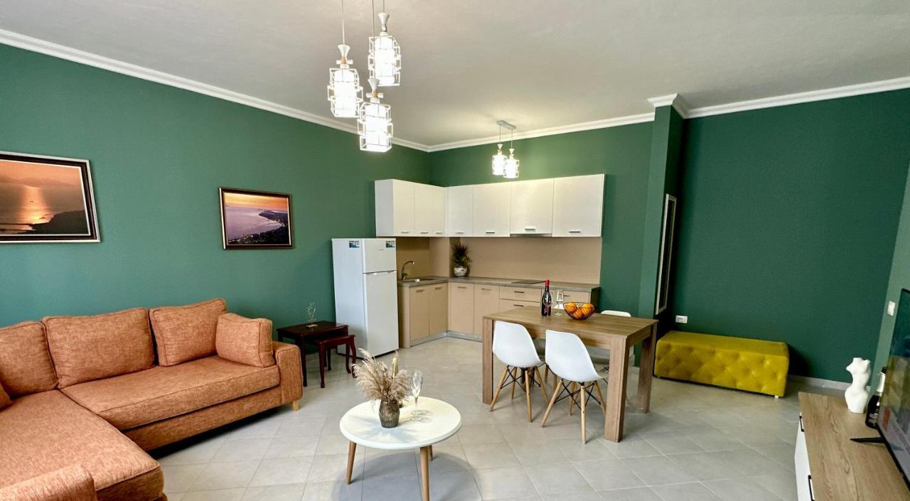 Family Suite Residence Vlorë Екстериор снимка