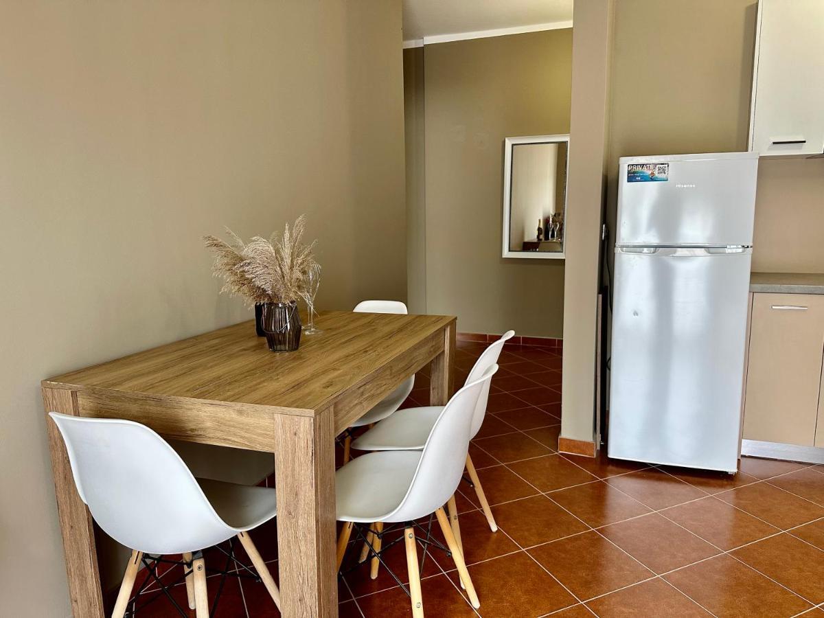 Family Suite Residence Vlorë Екстериор снимка