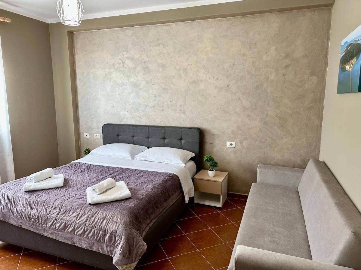 Family Suite Residence Vlorë Екстериор снимка