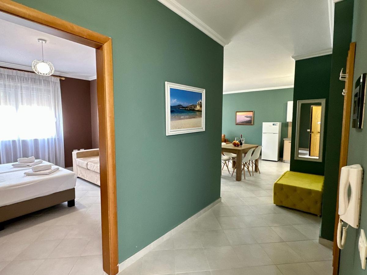 Family Suite Residence Vlorë Екстериор снимка