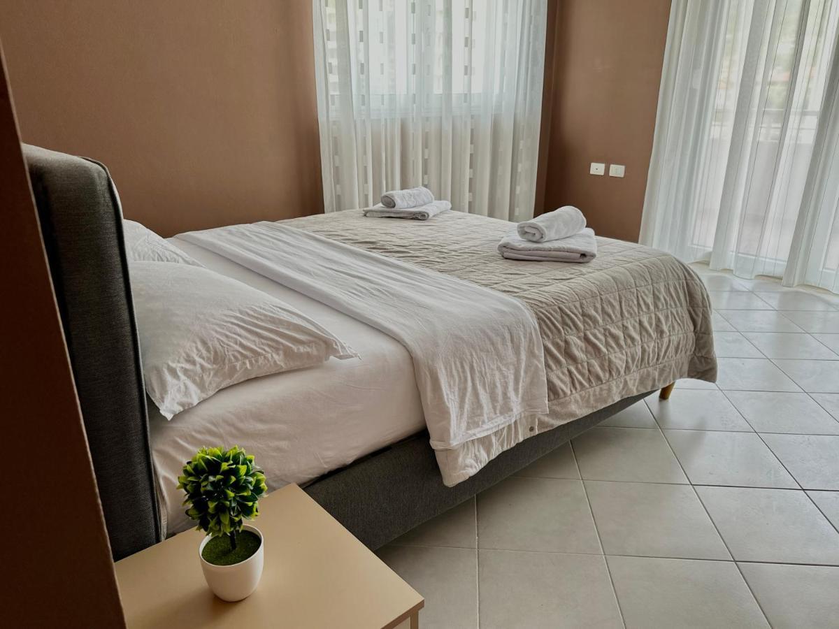 Family Suite Residence Vlorë Екстериор снимка