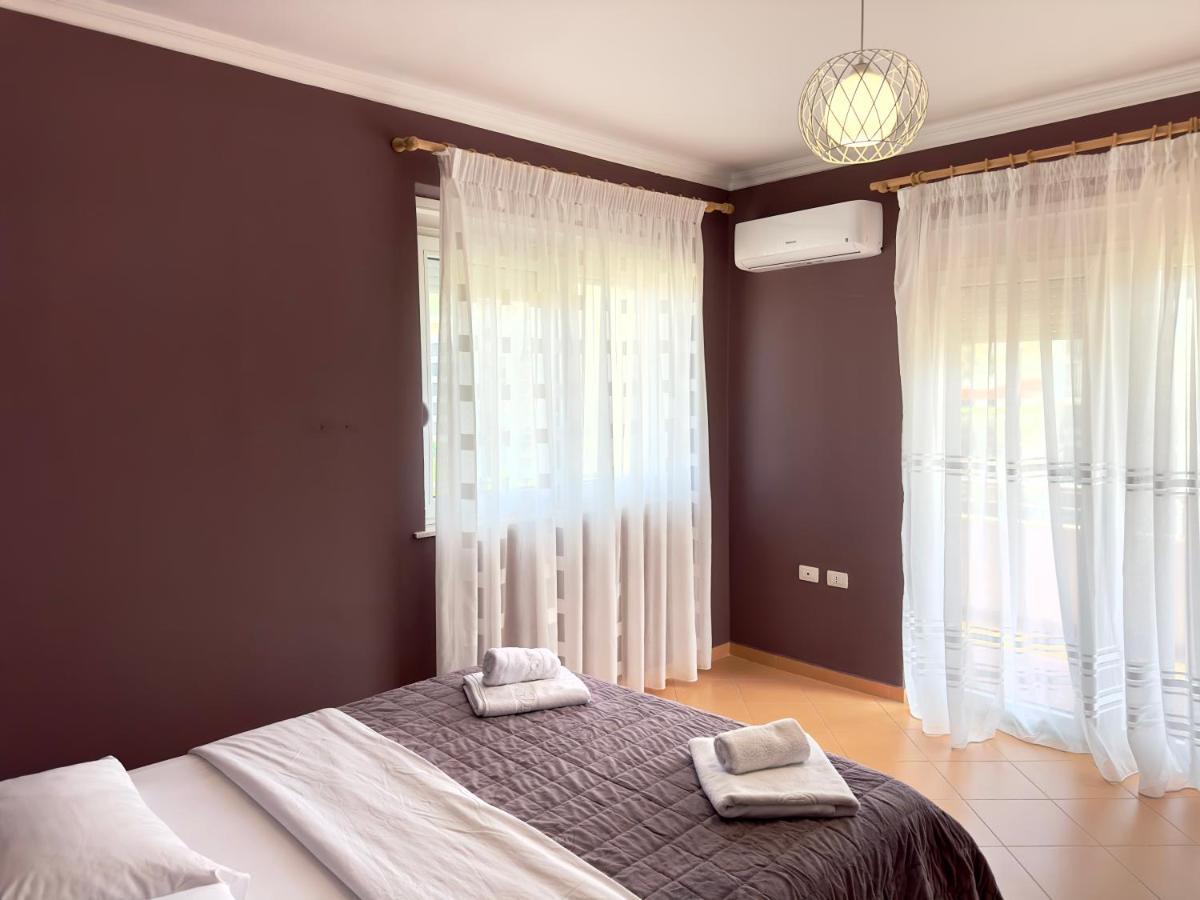 Family Suite Residence Vlorë Екстериор снимка