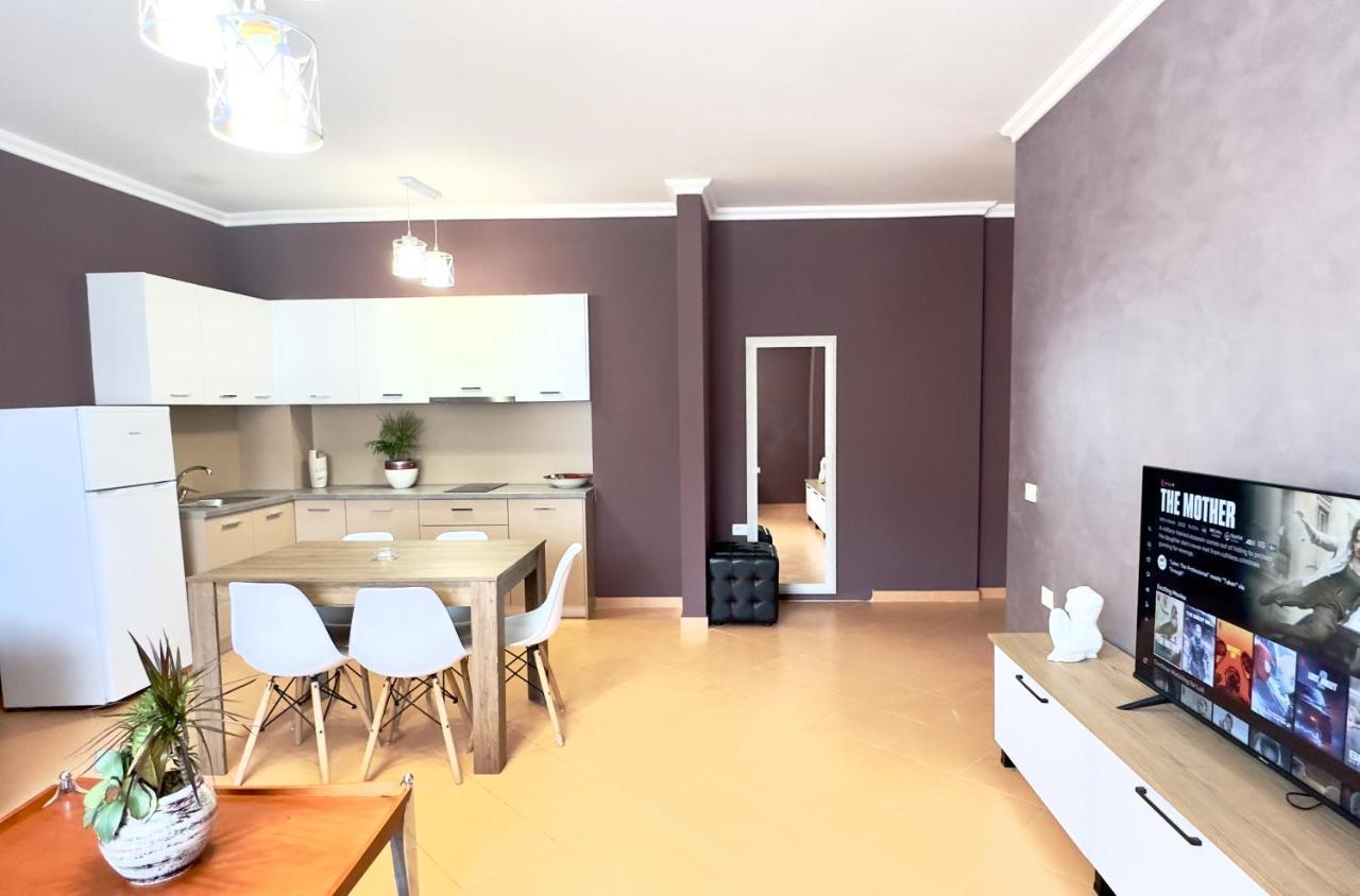 Family Suite Residence Vlorë Екстериор снимка