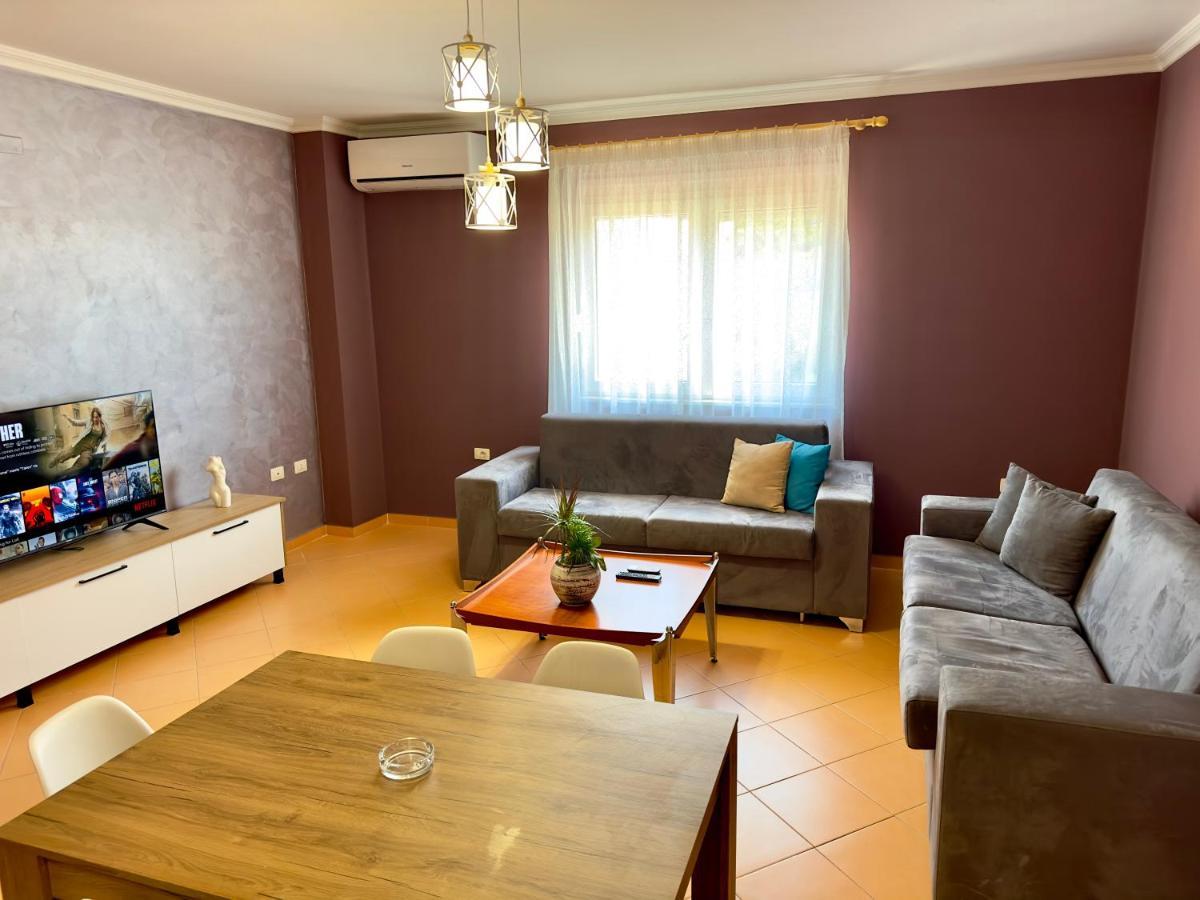 Family Suite Residence Vlorë Екстериор снимка